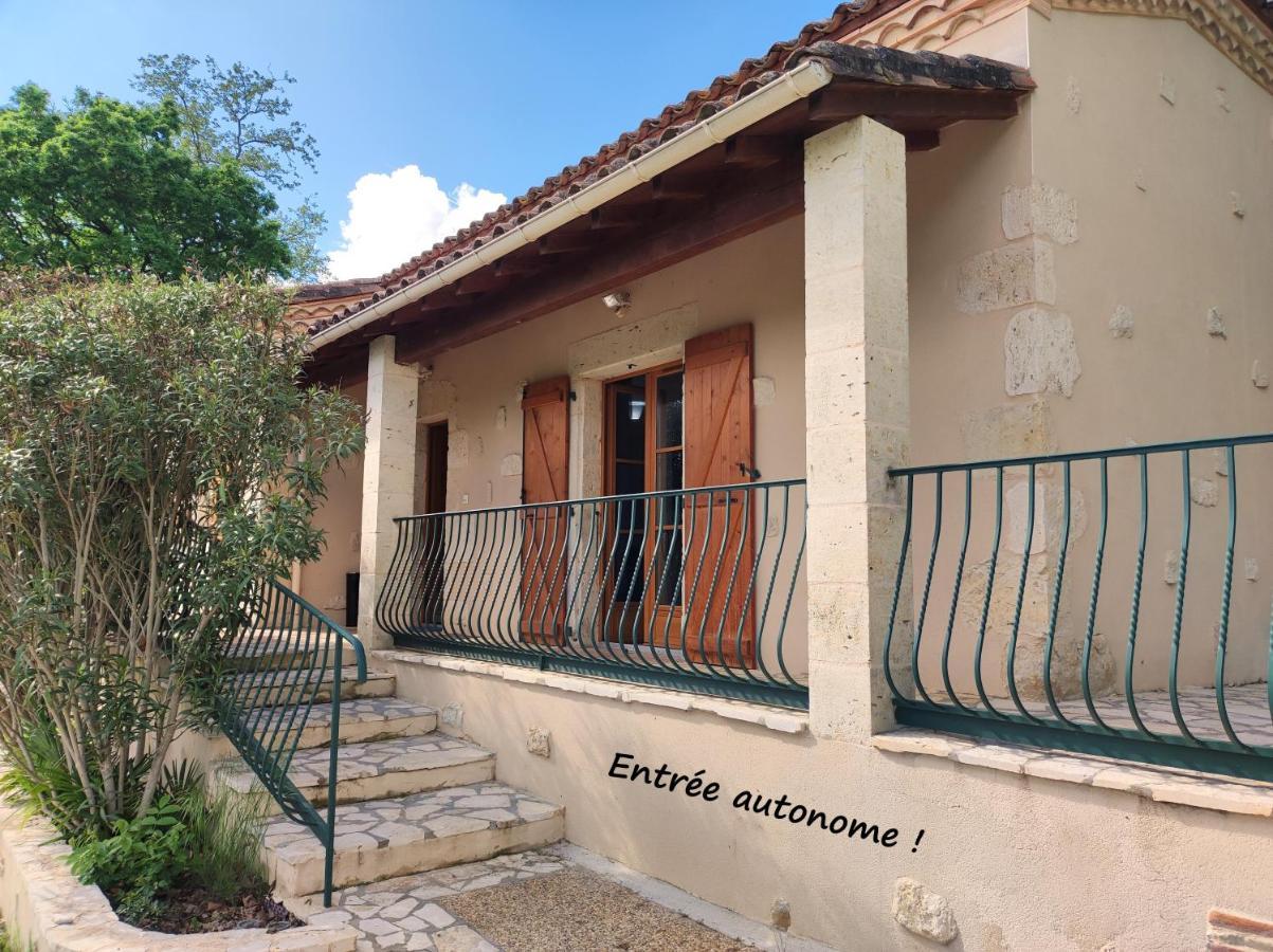 Gite De La Tride 2 Avec Terrasse Proche Du Centre Лектур Екстериор снимка